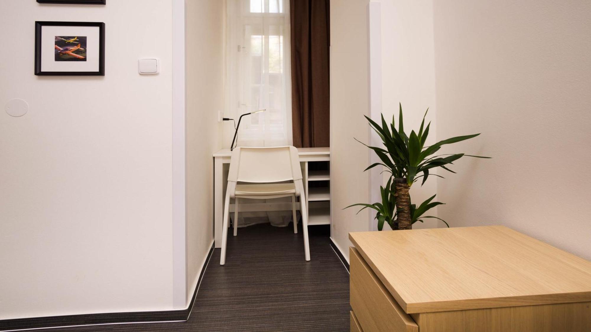 Flying Bed Apartment Close To Prague Castle And Airport Cameră foto
